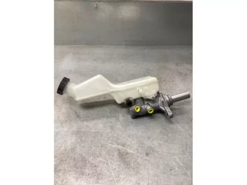 Hoofdremcilinder-8186410