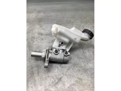 Hoofdremcilinder-8050256