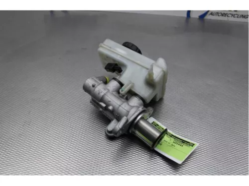 Hoofdremcilinder-7877206