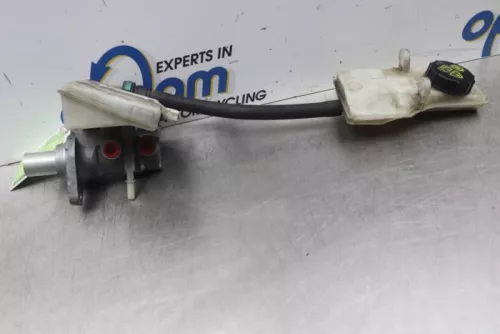 Hoofdremcilinder-7544456