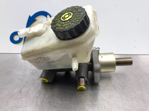 Hoofdremcilinder-7576653