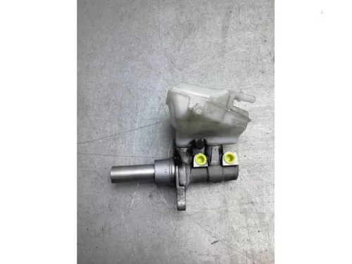 Hoofdremcilinder-8118846