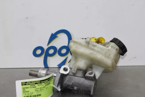 Hoofdremcilinder-7891380