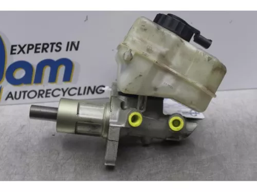 Hoofdremcilinder-7614903