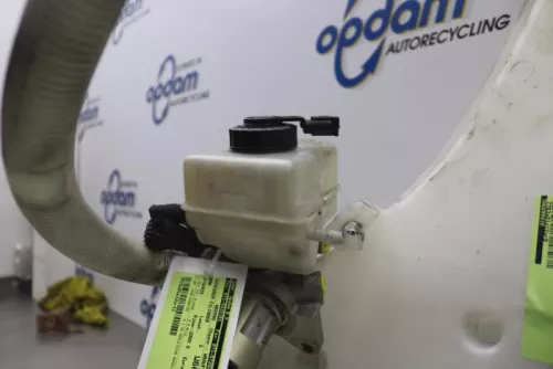 Hoofdremcilinder-7619395