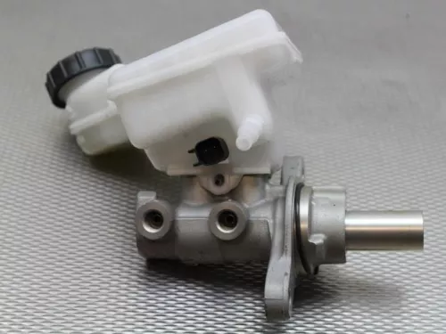 Hoofdremcilinder-7882511