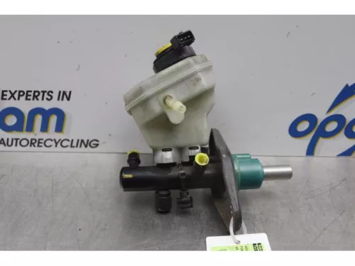 Hoofdremcilinder-7877235