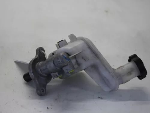 Hoofdremcilinder-7880622