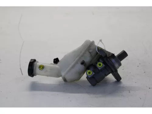 Hoofdremcilinder-7619384