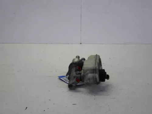 Hoofdremcilinder-7883213