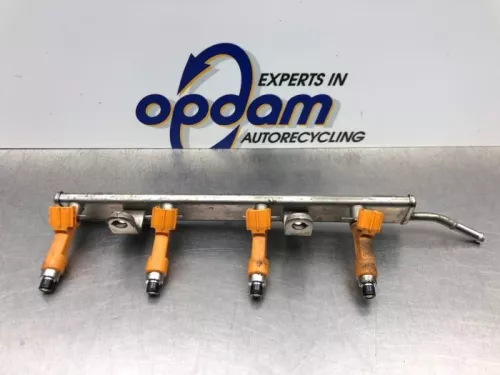 Injector (benzine injectie)-8219767