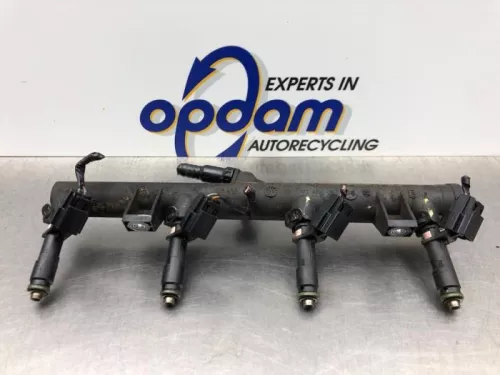 Injector (benzine injectie)-8236782