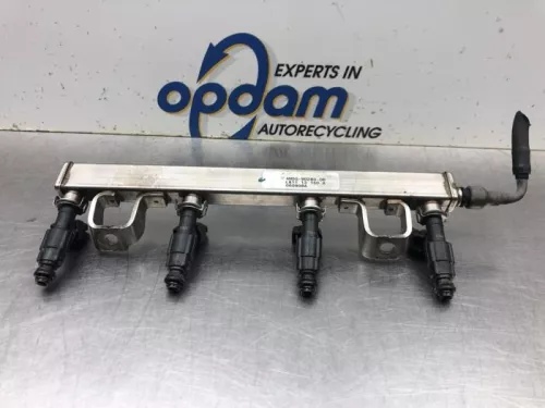 Injector (benzine injectie)-8114189