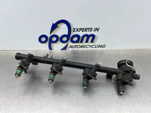 Injector (benzine injectie)-7877130