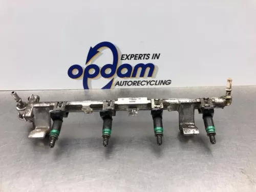 Injector (benzine injectie)-8206357