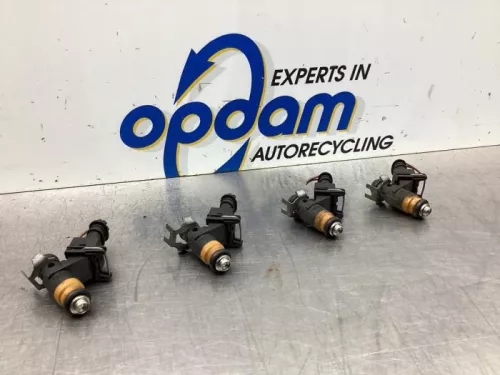 Injector (benzine injectie)-7767746