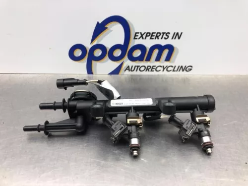 Injector (benzine injectie)-7882028