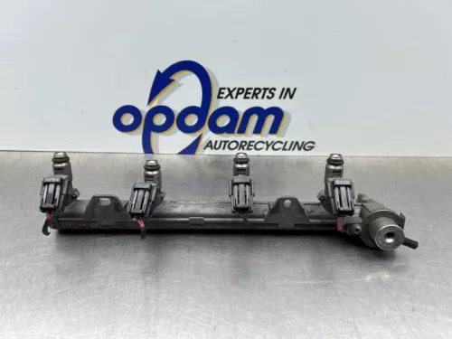 Injector (benzine injectie)-8280159