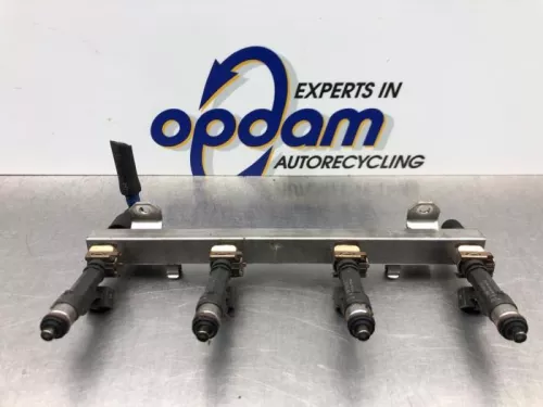 Injector (benzine injectie)-8237294