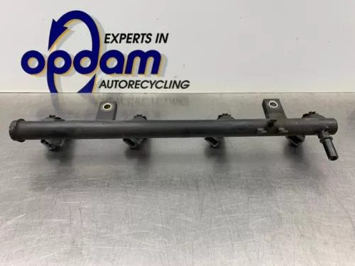 Injector (benzine injectie)-8280751