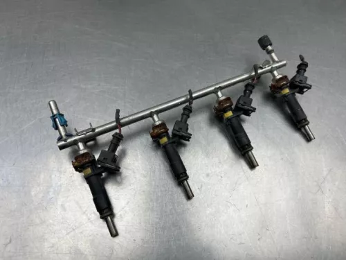 Injector (benzine injectie)-8304718