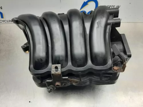 Inlaatspruitstuk-6923658