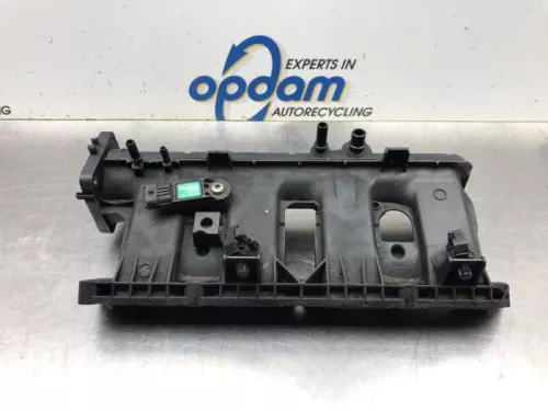 Inlaatspruitstuk-8072457