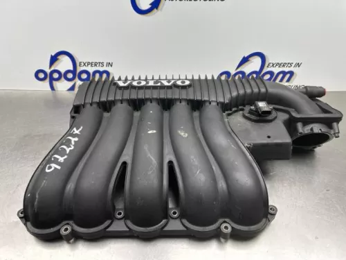 Inlaatspruitstuk-8260013