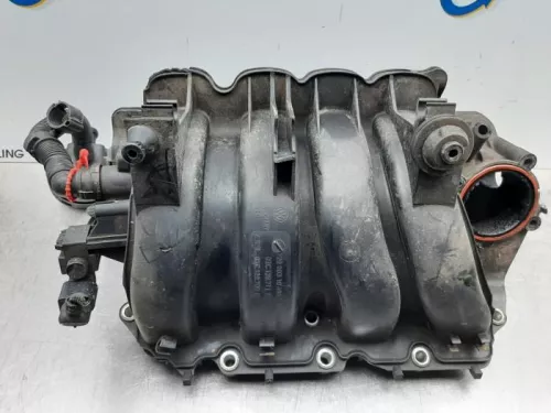 Inlaatspruitstuk-7615225