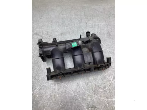 Inlaatspruitstuk-7872644