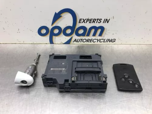 Kaartlezer (slot)-8072215