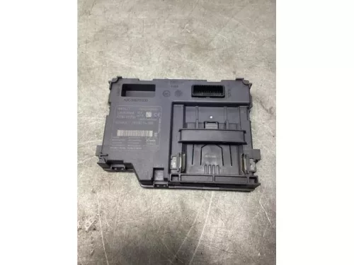 Kaartlezer (slot)-8193875