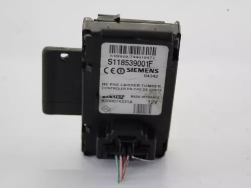 Kaartlezer (slot)-7887032