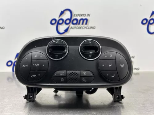 Kachel Bedieningspaneel-8246769