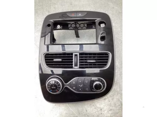 Kachel Bedieningspaneel-8176630