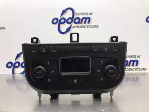 Kachel Bedieningspaneel-8136407