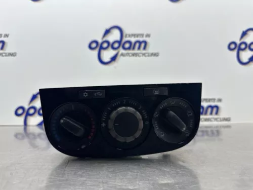 Kachel Bedieningspaneel-8261434