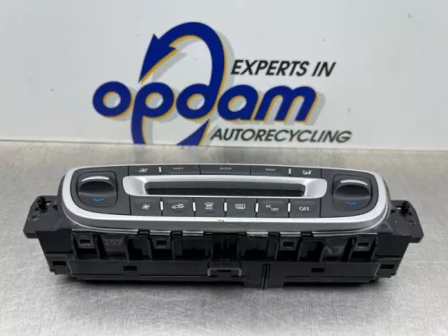 Kachel Bedieningspaneel-8187679