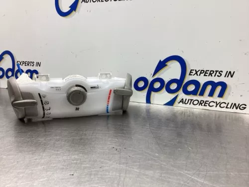 Kachel Bedieningspaneel-7937026