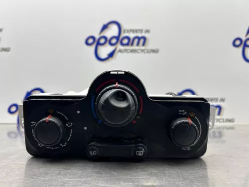 Kachel Bedieningspaneel-8194371