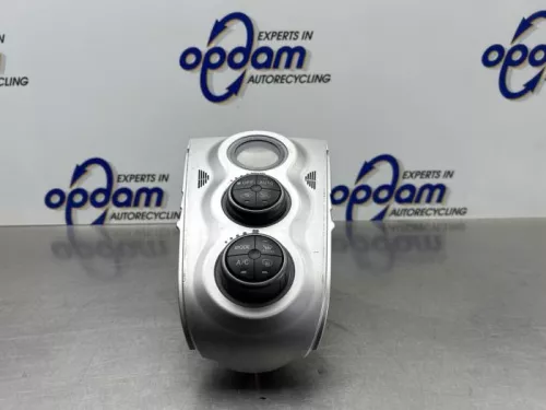 Kachel Bedieningspaneel-8255970