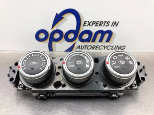 Kachel Bedieningspaneel-8254861