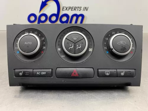 Kachel Bedieningspaneel-8231821