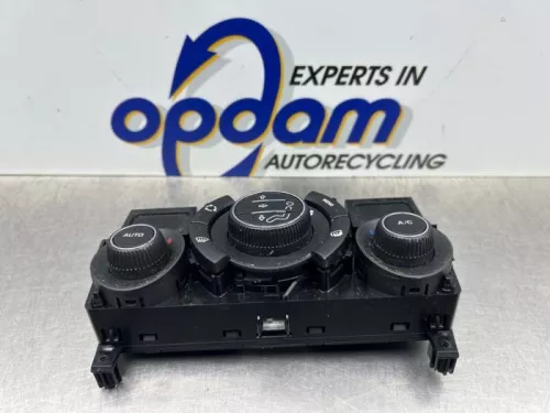 Kachel Bedieningspaneel-8153044