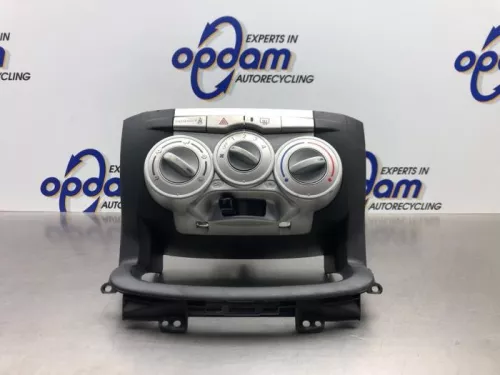 Kachel Bedieningspaneel-8177417