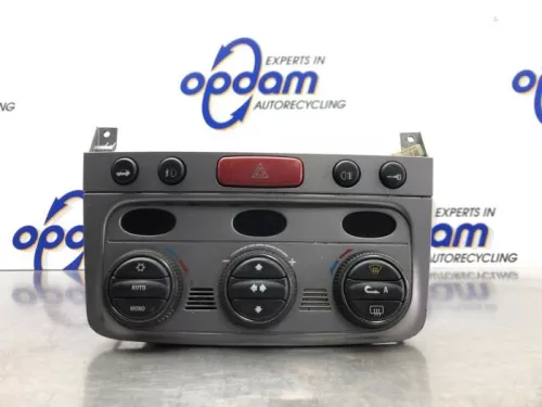 Kachel Bedieningspaneel-8199795