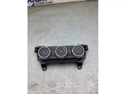 Kachel Bedieningspaneel-8198040