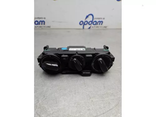 Kachel Bedieningspaneel-8233215