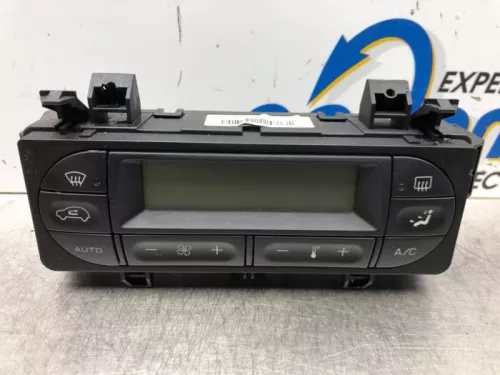 Kachel Bedieningspaneel-7618791