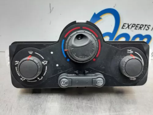 Kachel Bedieningspaneel-7877603